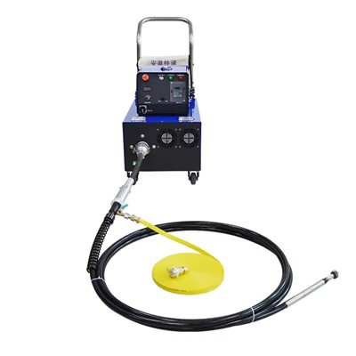 Stroj na čištění kotlových trubek KT-306 Konfigurace různého ohebného hřídele